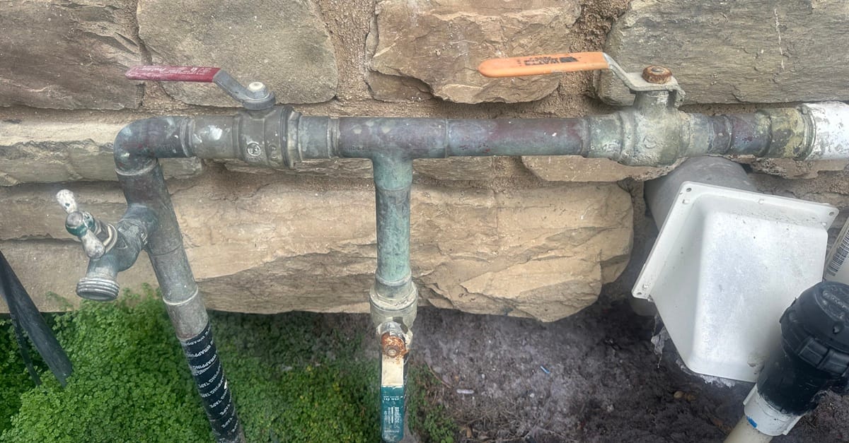 Home main water line with shutoff valve in Villa Park, CA